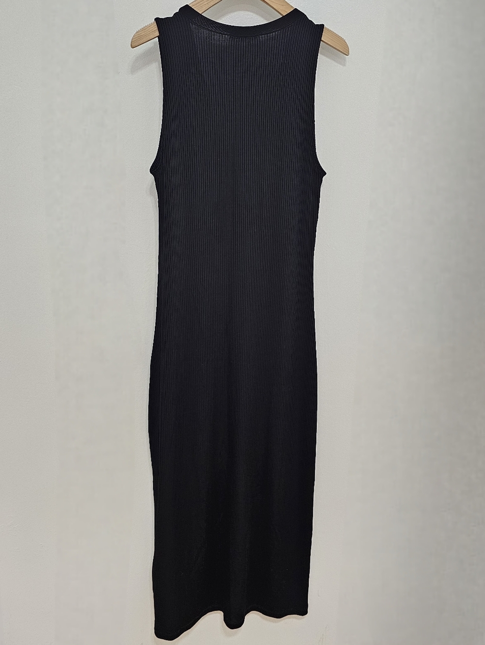 Aritzia Babaton Jayce Black Sleeveless Rib Knit Midi Dress - Picture 5 of 16